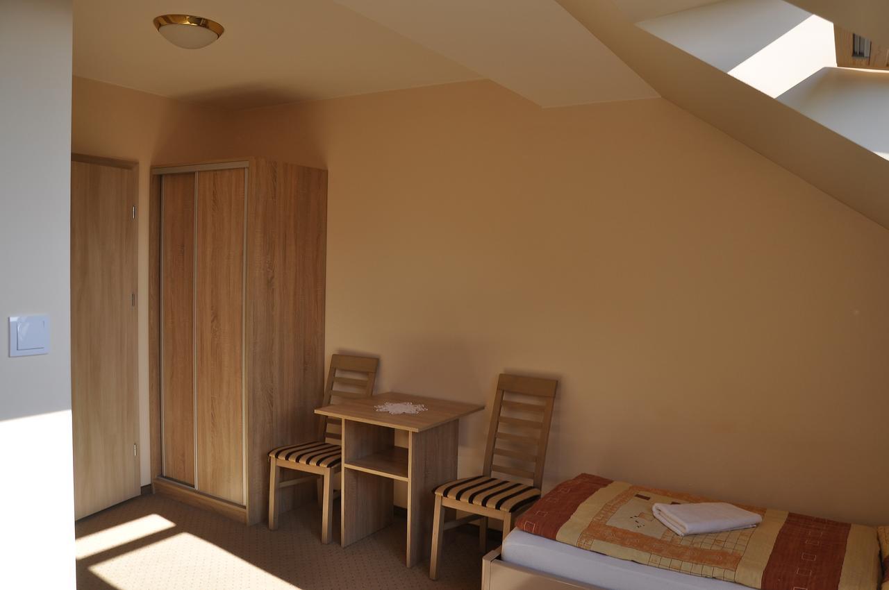 Osrodek Rekreacyjno - Wypoczynkowy Beskidek Hotel Gilowice  Room photo